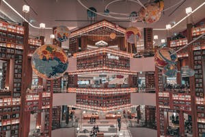 Explore the stunning architecture and vibrant atmosphere of Starfield Library in Seoul, South Korea.